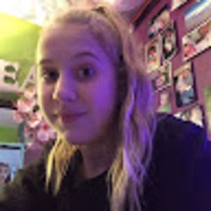 Meet your Posher, Danica